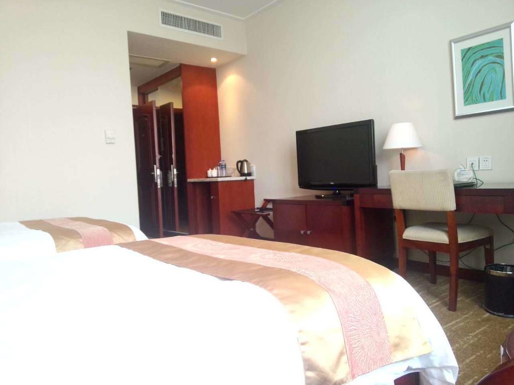 Century Hotel Taicang Номер фото