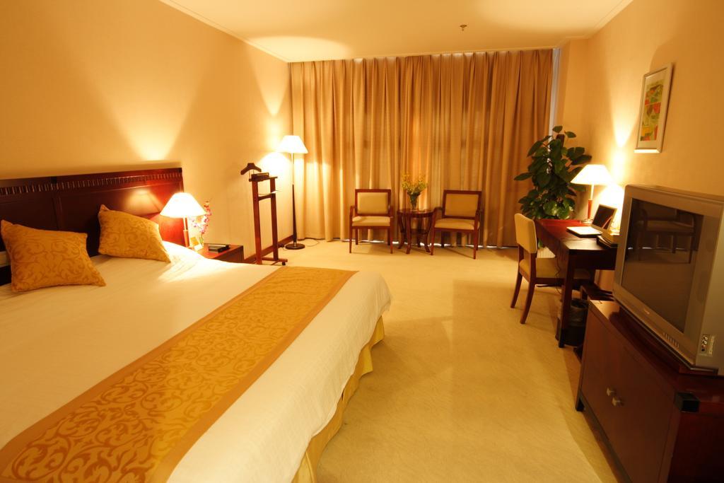 Century Hotel Taicang Номер фото