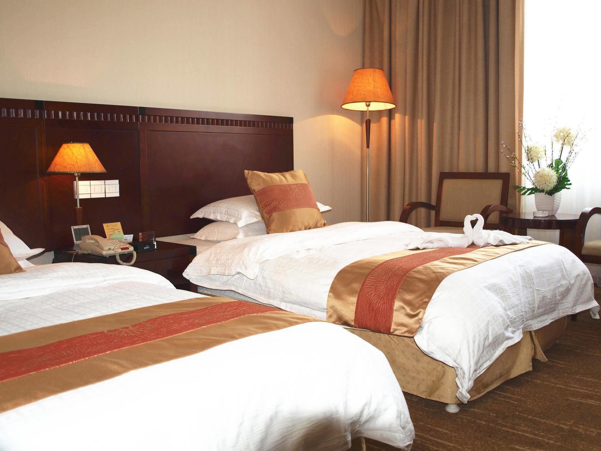 Century Hotel Taicang Екстер'єр фото