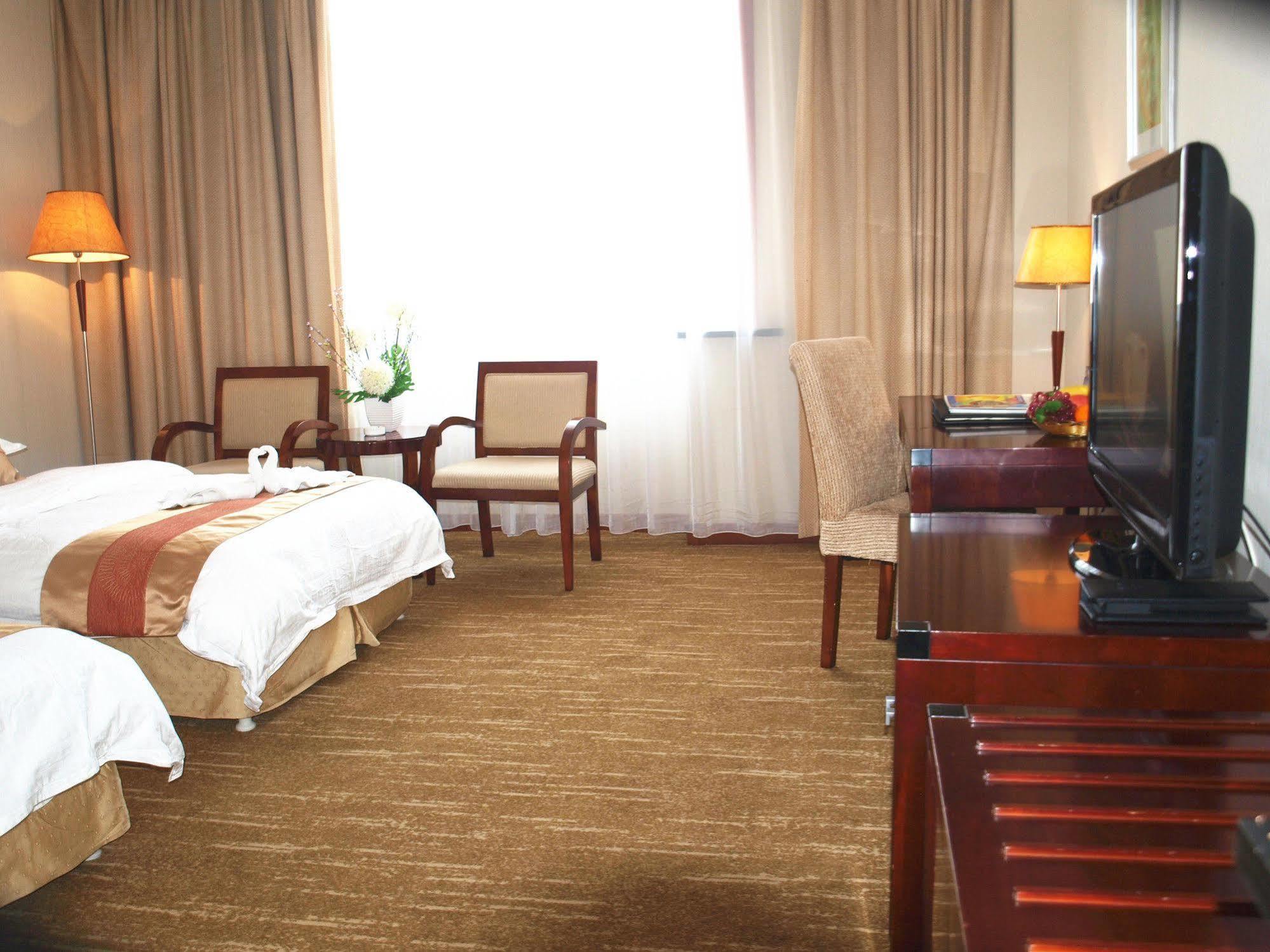 Century Hotel Taicang Екстер'єр фото